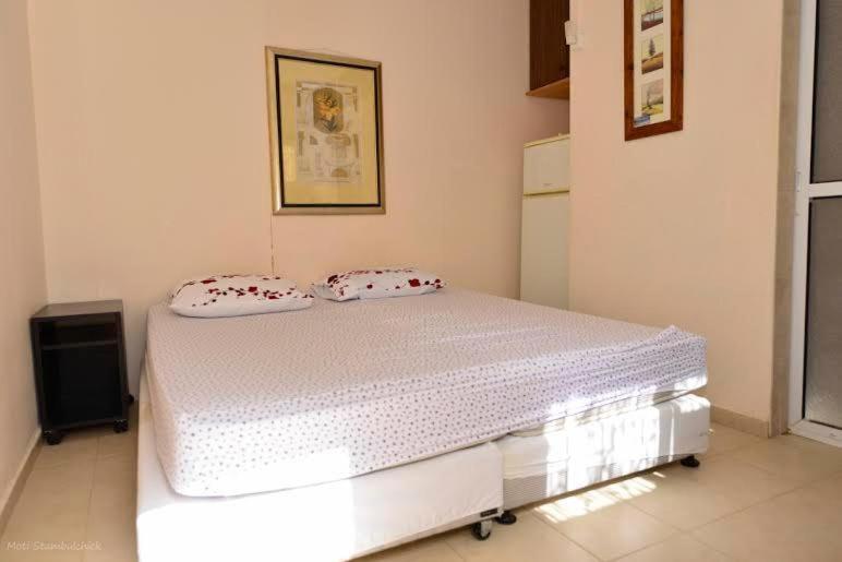 Ein Gedi Rooms Neve Zohar Luaran gambar